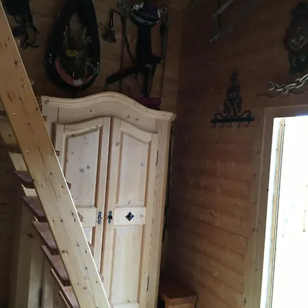 Hike 'n Bike Base Апартаменты *