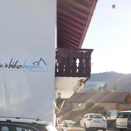 Апартаменты Hike 'n Bike Base *